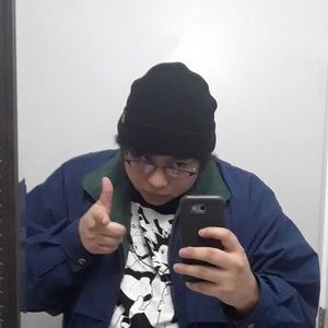 Meet your Posher, Uziel